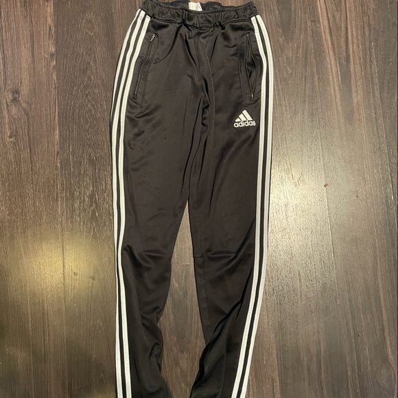 Adidas black classic track pant. size youth xl. - Picture 1 of 3